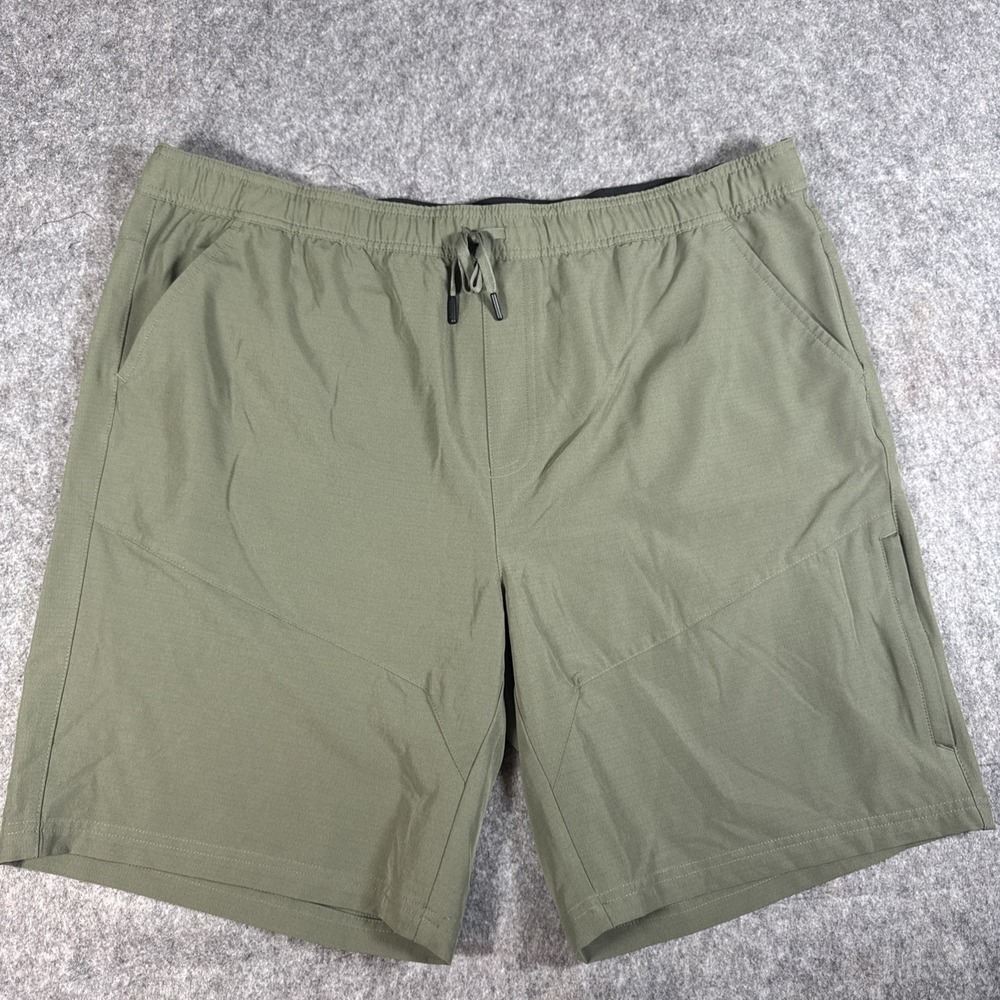 Gerry Mens Pull-On Trail Shorts Green Stretch Cargo XXL 1555147